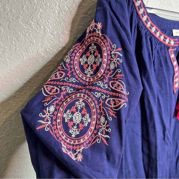 Blu Pepper Long Sleeve Embroidery Tassel Top - Picture 9 of 9
